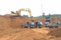 “Công ty Lam Sơn - Sao Vàng lợi dụng cải tạo để khai thác đất trái phép”: Phải chăng có sự bảo kê?