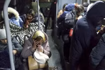 Người dân vùng Donbass ồ ạt di tản sang Nga