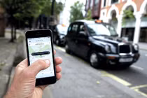 Thủ tướng yêu cầu bỏ quy định gắn mào taxi công nghệ
