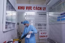 Thêm 4 trường hợp mắc COVID-19, Việt Nam có 590 ca bệnh