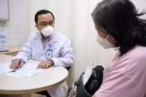 Ợ nóng, buồn nôn, khó tiêu, mắc bệnh gì?