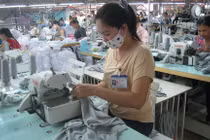 VCCI không đồng tình đề xuất tăng lương tối thiểu từ 6,5-8,1%