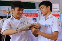 Găng tay cho người khiếm thị