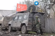 Nga rút quân khỏi đảo Zmeiny, kiểm soát được một nửa thành phố Lisichansk