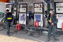 Nhận biết và xử lý khi mua phải xăng giả