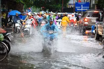 Nội thành Hà Nội đề phòng nguy cơ ngập lụt