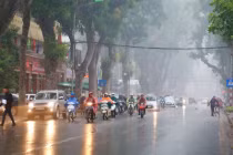 Ngày 10/3, các tỉnh, thành miền Bắc sáng có mưa phùn và sương mù rải rác, trời nồm ẩm đến cuối tuần.