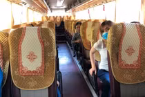 Bến xe Hà Nội vẫn vắng khách
