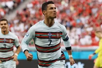 C.Ronaldo sắp phá kỷ lục vĩ đại của bóng đá thế giới