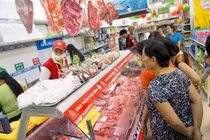 Bình ổn thị trường thịt lợn: Thành tích của Bộ nào?