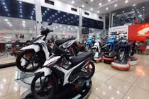 Xe máy Honda hút khách, xe tay ga Vision được nhiều người mua nhất