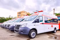 T&T Group và SHB trao tặng xe cứu thương hỗ trợ Quảng Trị - Quảng Bình chống dịch