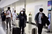 Du học sinh: Về với Tổ quốc thấy an toàn hơn