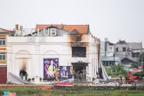 Phút kinh hoàng khi lửa thiêu rụi bar X5 Club