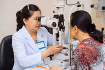 Khám tầm soát võng mạc miễn phí cho 1.000 bệnh nhân