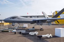 Trung Quốc huấn luyện UAV không chiến bằng AI, tuyên bố vượt trội công nghệ Mỹ