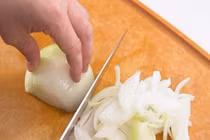 Thái hành tây bị sốc phản vệ