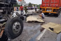 Tai nạn 5 người chết ở Hải Dương do tài xế xe tải giật mình