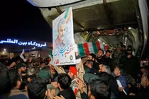 Thi thể tướng Soleimani về đến Iran, triệu người khóc thương