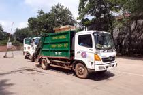 Bãi rác Nam Sơn mở cửa trở lại sau cuộc đối thoại của lãnh đạo Hà Nội