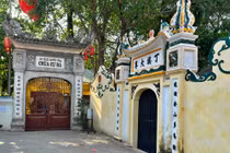 Khóa tu chùa Cự Đà ở resort: Tu còn sang chảnh… “tu hú”?! 