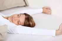 Lợi ích bất ngờ của ngủ không gối đối với sức khoẻ