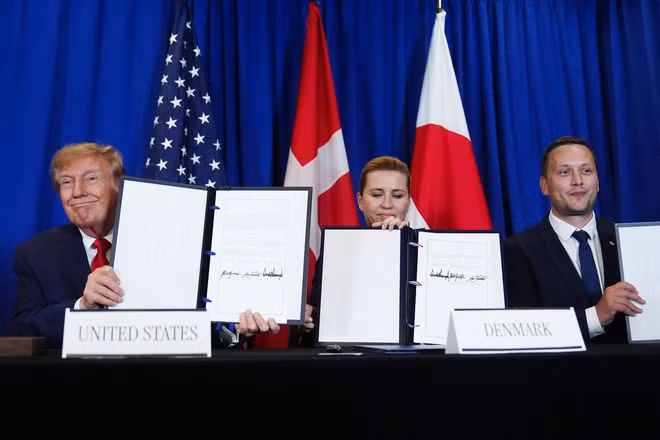 Tổng thống Trump ký thỏa thuận an ninh với Greenland và Đan Mạch