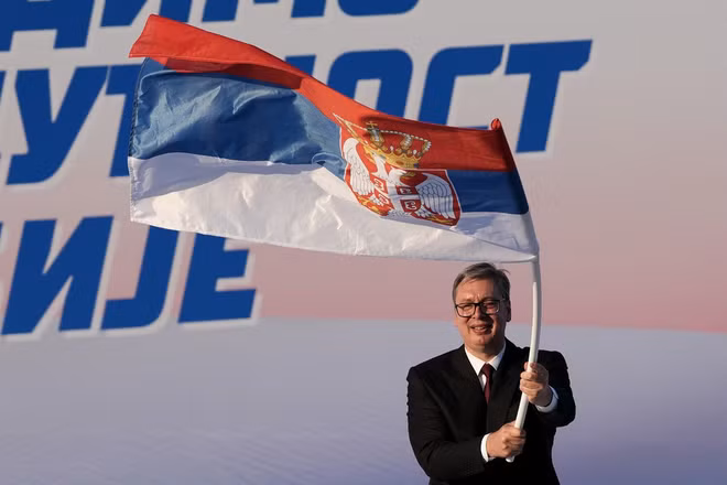 Tổng thống Serbia Aleksandar Vucic từ chức
