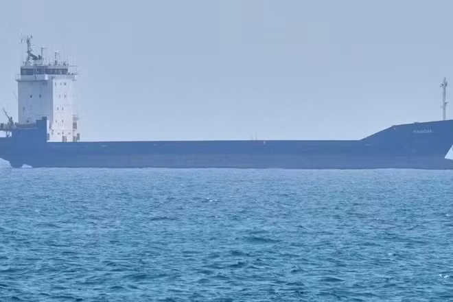 Tàu chở dầu bị tấn công ở eo biển Hormuz