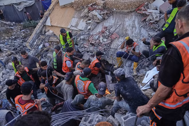 Sập nhà ở Gaza, 19 người thiệt mạng