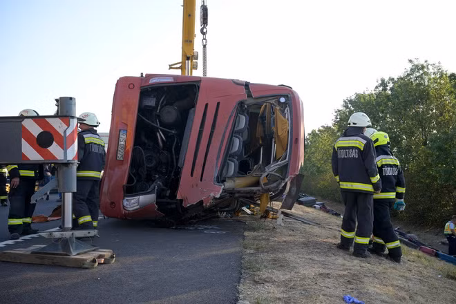 Tai nạn xe buýt tại Hungary, hàng chục người thương vong