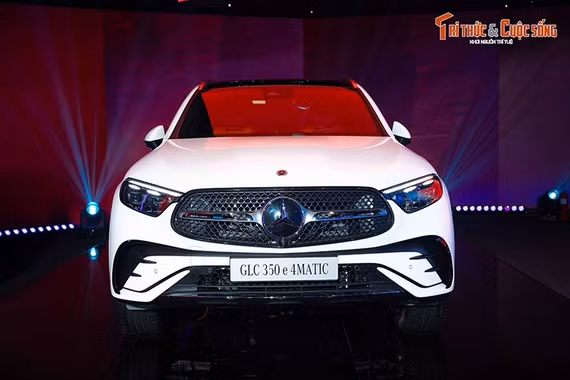 Mục sở thị Mercedes-Benz GLC 350 e 4Matic tại Việt Nam, giá gần 3 tỷ đồng