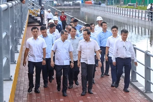 Thủ tướng Lê Minh Hưng kiểm tra 2 dự án chống ngập tại TP HCM