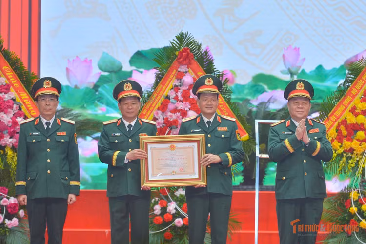 kto-br_anh-1.jpg