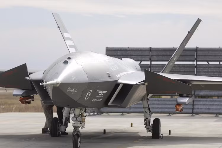 turkish-kizilelma-fighter-drone-completes-first-armed-flight-test-3207595.jpg