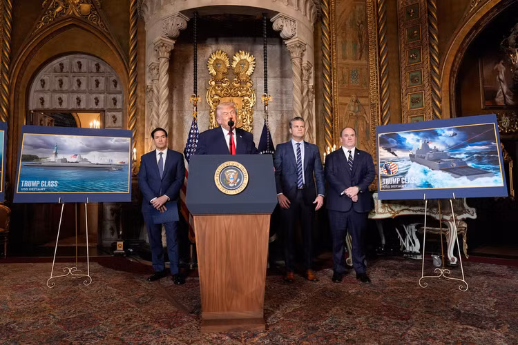 ong-trump-tau-chien-my-11491861.jpg