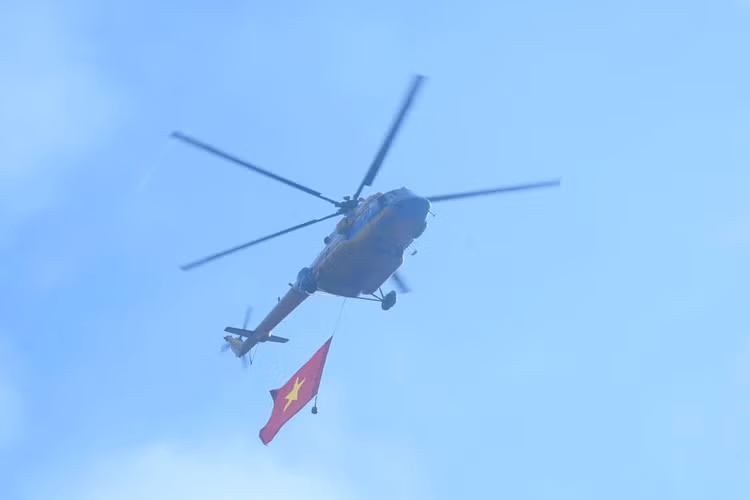 f.jpg