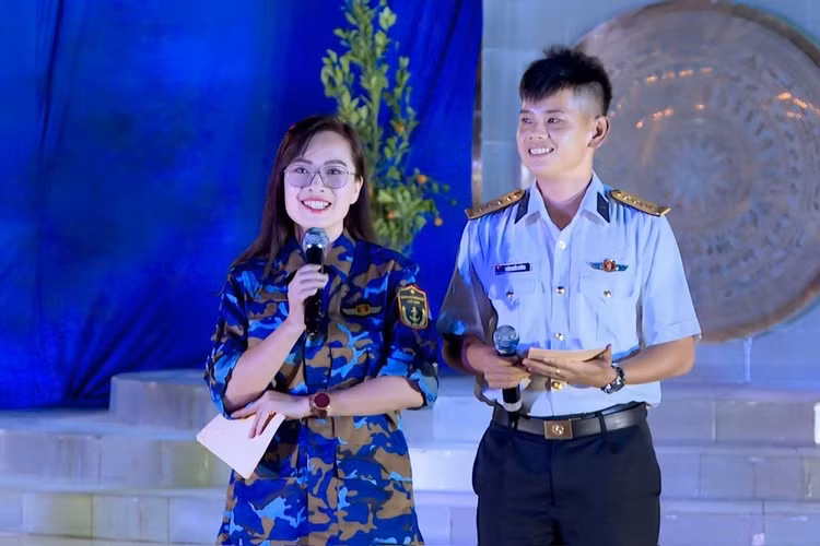 le-huong-lam-mc.jpg