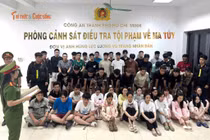 Khởi tố nhóm liên quan quán bar Revo về tội trốn thuế