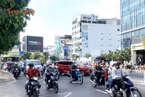 Tai nạn giao thông trên đường Cộng Hòa trong ngày đầu đổi làn mới tại TP HCM
