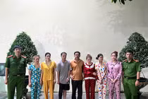 Công an TP HCM triệt phá đường dây mại dâm và cờ bạc quy mô lớn