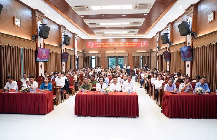 Toàn cảnh hội nghị