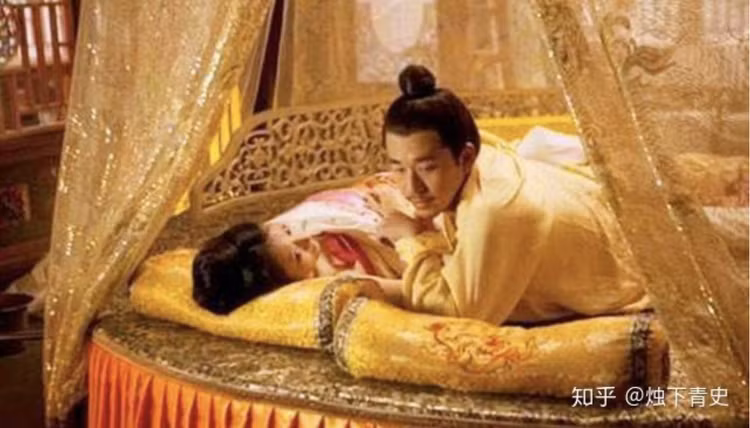 Hoàng đế cổ đại thường có tam cung lục viện.