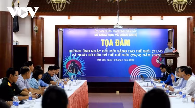 Quang cảnh Tọa đàm hưởng ứng Ngày đổi mới sáng tạo thế giới và Ngày Sở hữu trí thuệ thế giới do Sở KH&amp;CN Đắk Lắk tổ chức (4/2026)