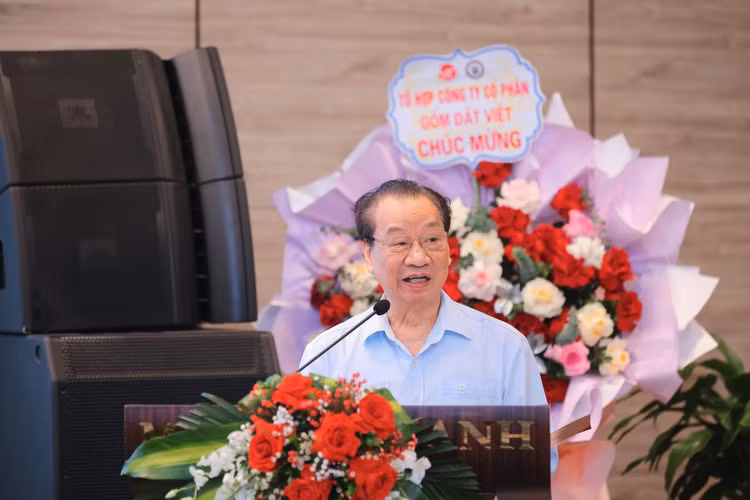 GS.TS. Phùng Hữu Phú - Chuyên gia tư vấn cấp cao Hội đồng Lý luận Trung ương phát biểu