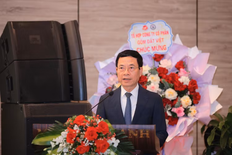 Ông Nguyễn Mạnh Hùng - nguyên Ủy viên Trung ương Đảng, nguyên Bộ trưởng Bộ Khoa học và Công nghệ phát biểu