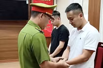 [VIDEO] Quang Linh Vlogs lĩnh án tù, nhiều doanh nghiệp tạm dừng hoạt động