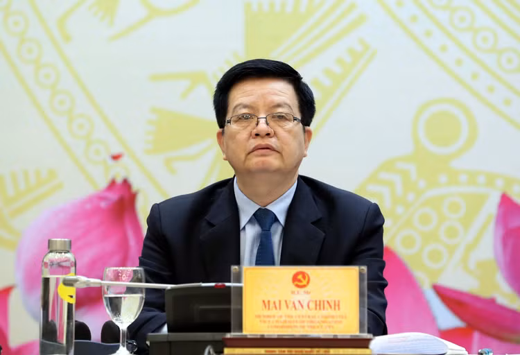 Phê chuẩn bổ nhiệm 2 Phó thủ tướng Nguyễn Chí Dũng, Mai Văn Chính - Hình 2 Phe chuan bo nhiem 2 Pho thu tuong Nguyen Chi Dung, Mai Van Chinh-Hinh-2