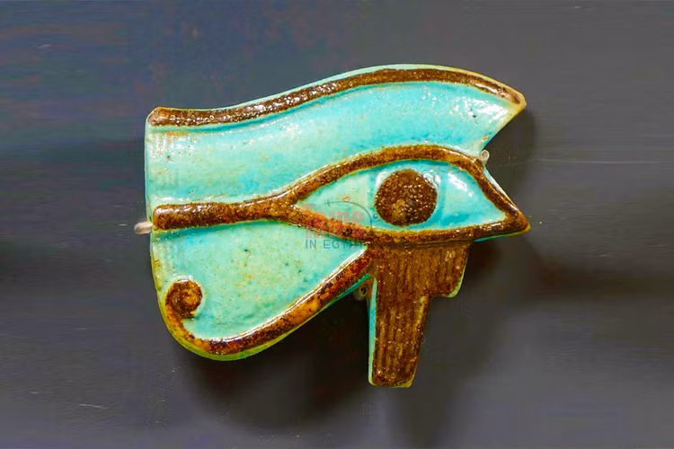 Vi sao nhieu mo co Ai Cap co hinh anh “Mat than Horus