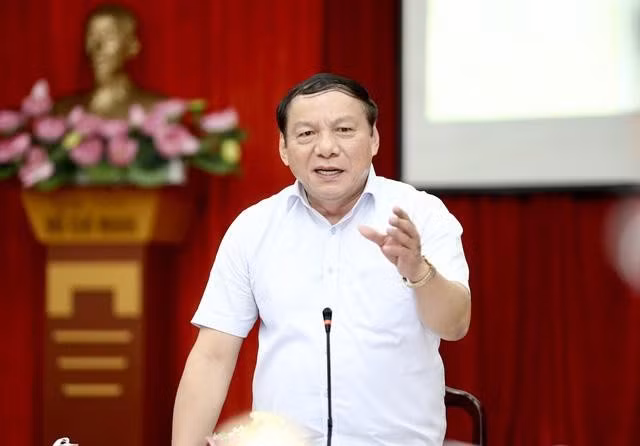 Chân dung 27 thành viên Chính phủ sau kiện toàn - Hình 20 Chan dung 27 thanh vien Chinh phu sau kien toan-Hinh-20